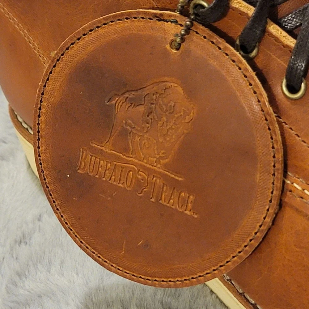 Wolverine 1000 Mile Boots Mens 13 Brown Buffalo Trace Chukka Made USA Lace Up
